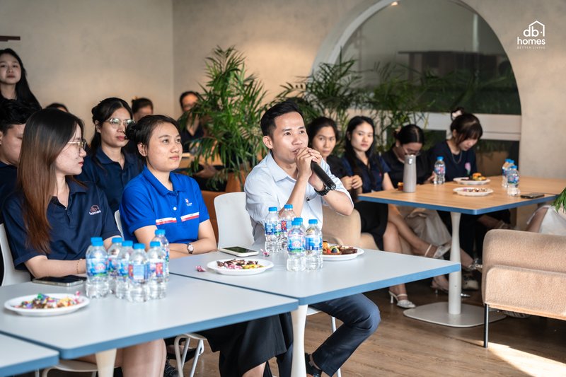 Hoạt động giao lưu Q&A